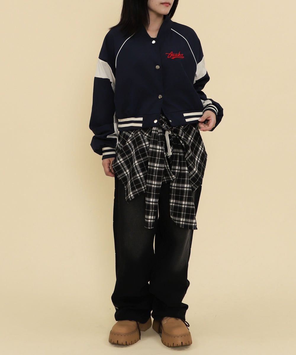 ネイビー モデル：147cm F着用