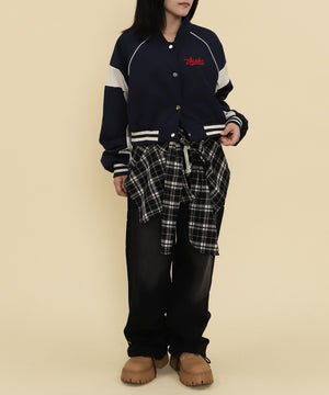 ネイビー モデル：147cm F着用