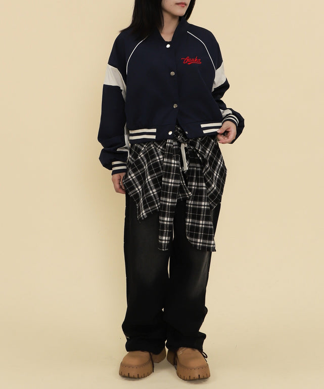 ネイビー モデル：147cm F着用