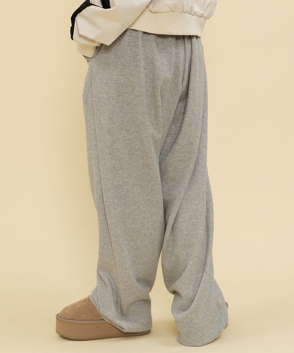 杢グレー モデル：147cm F着用