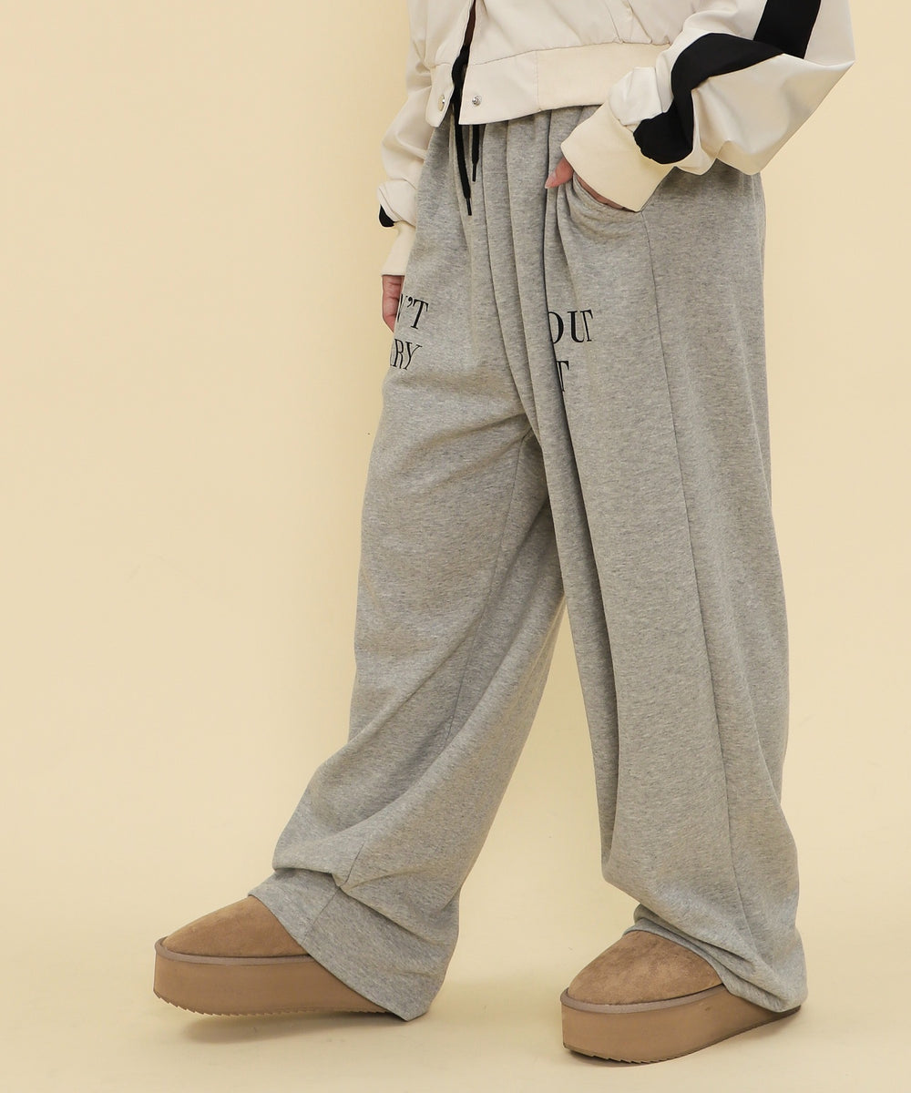 杢グレー モデル：147cm F着用