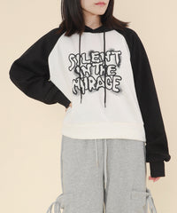 ラグランハンドライトロゴパーカー