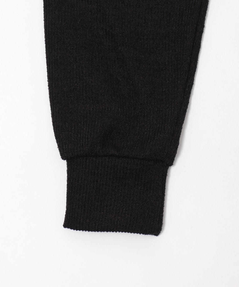 ラグランハンドライトロゴパーカー