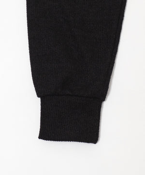 ラグランハンドライトロゴパーカー