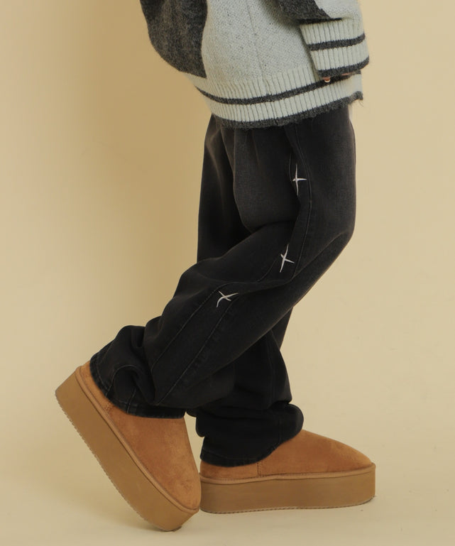 ブラック モデル：147cm F着用