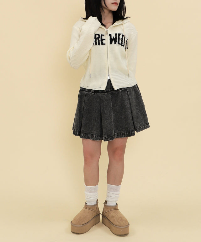 デニムブラックソノタ モデル：147cm F着用