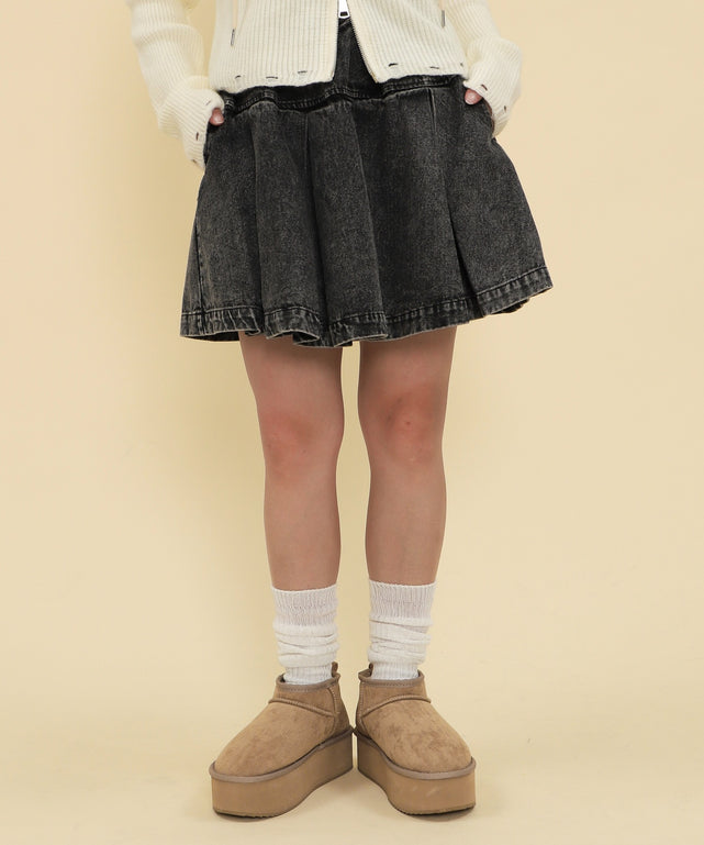 デニムブラックソノタ モデル：147cm F着用