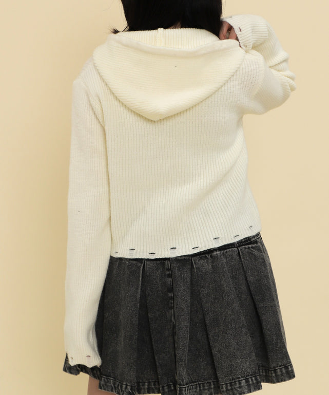 ホワイトアイボリー モデル：147cm F着用