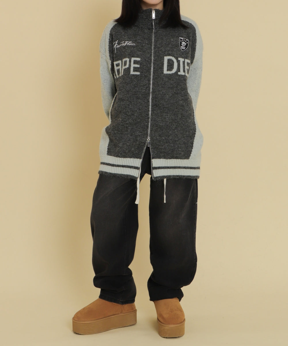 グレー モデル：147cm F着用