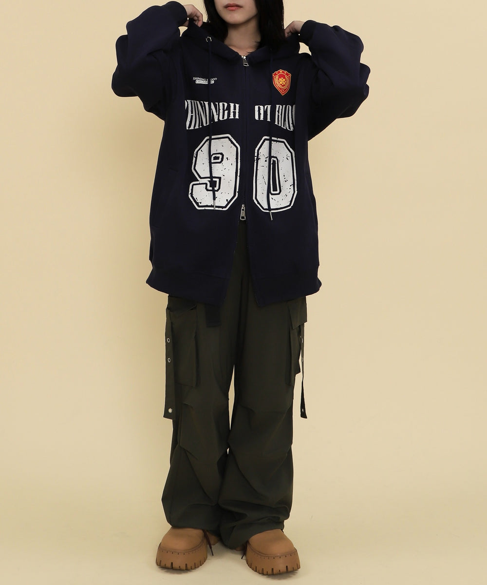 ネイビー モデル：147cm F着用