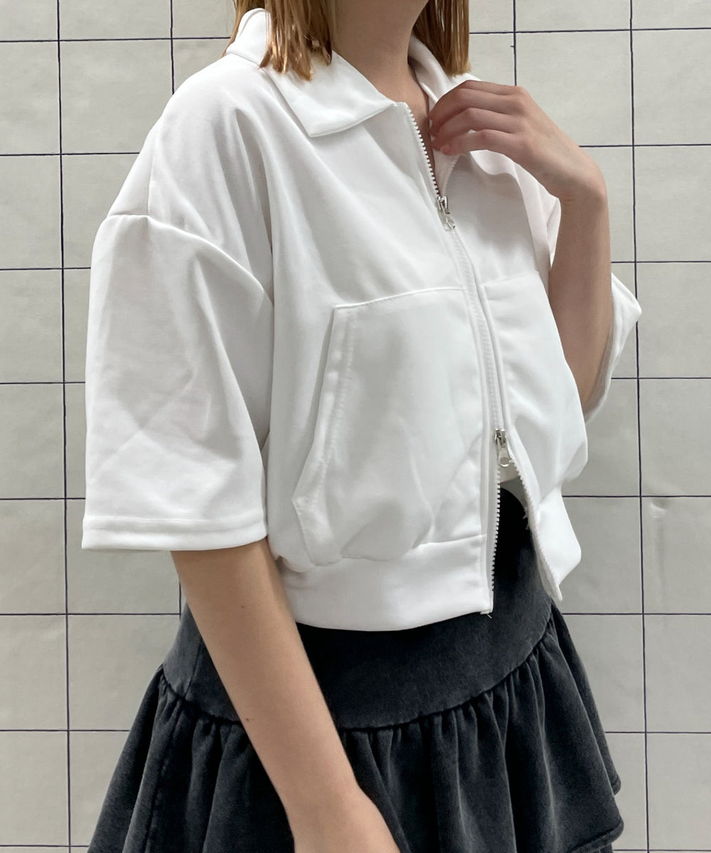 ホワイト　モデル:155cm F着用