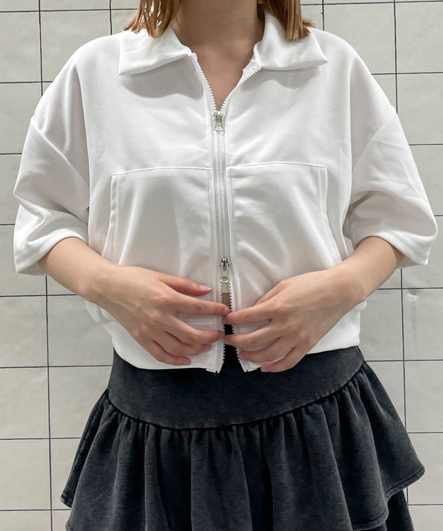 ホワイト　モデル:155cm F着用