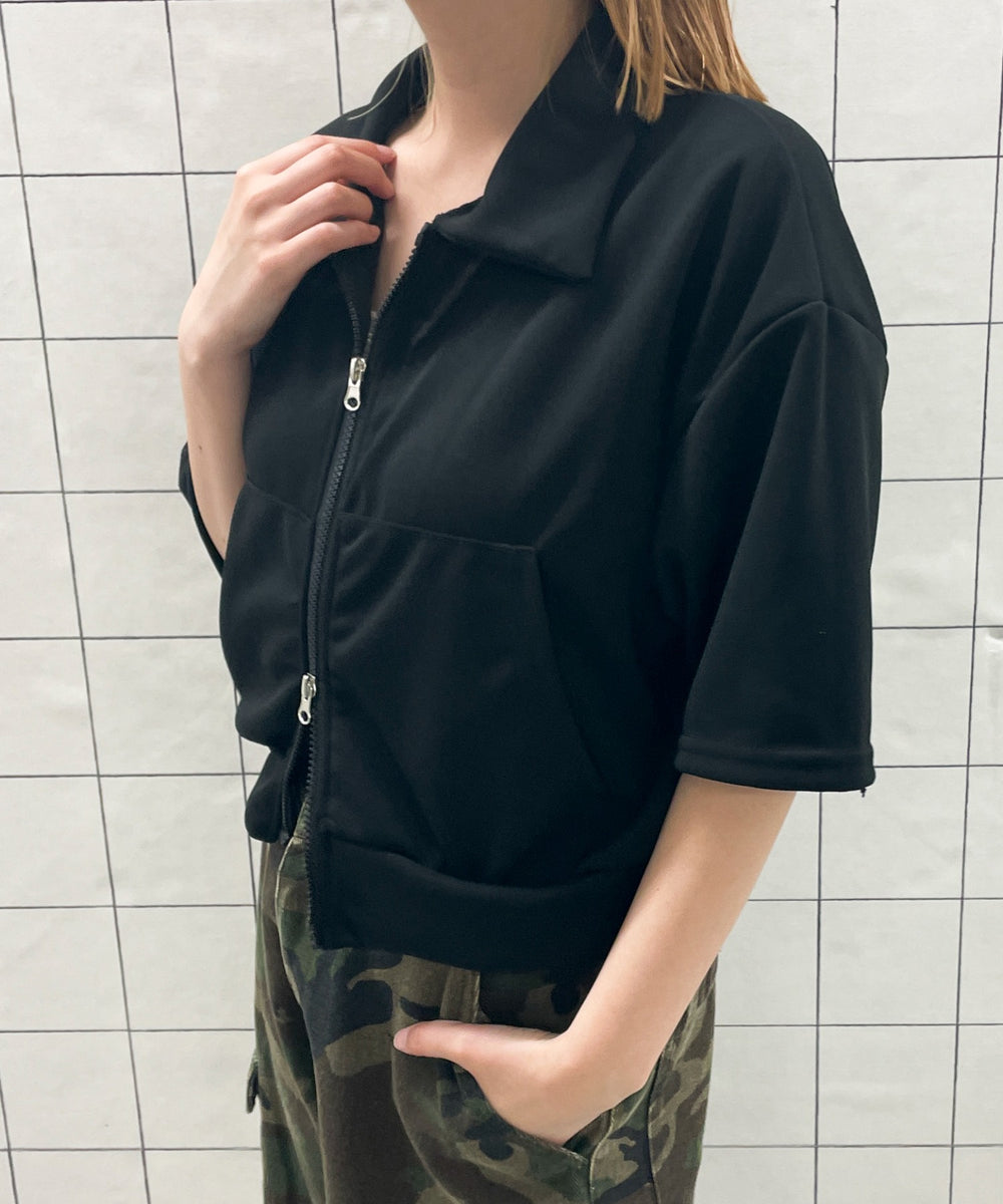 ブラック　モデル:155cm F着用