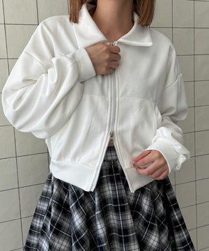 オフホワイト　モデル:155cm F着用