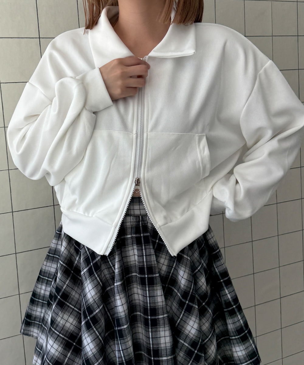 オフホワイト　モデル:155cm F着用