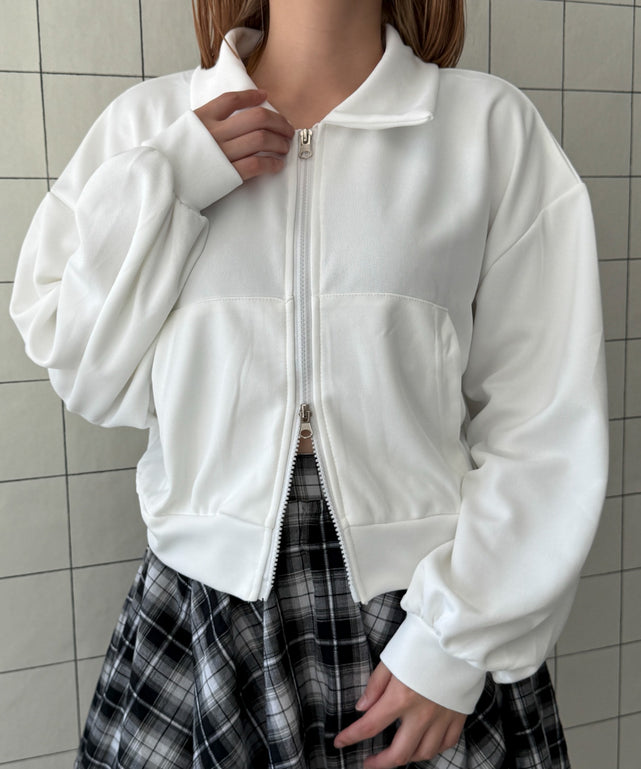 オフホワイト　モデル:155cm F着用