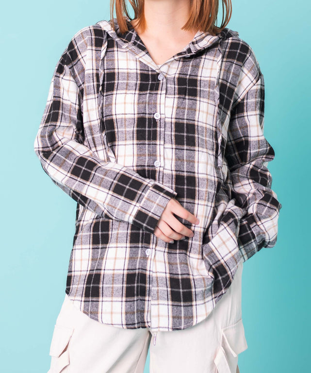 フーデッドチェックシャツ/ブラック　モデル:155cm F着用