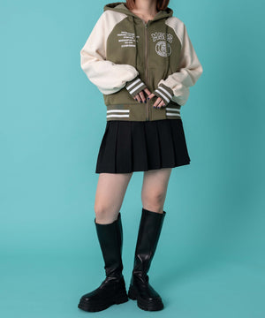 カーキ　モデル:155cm F着用