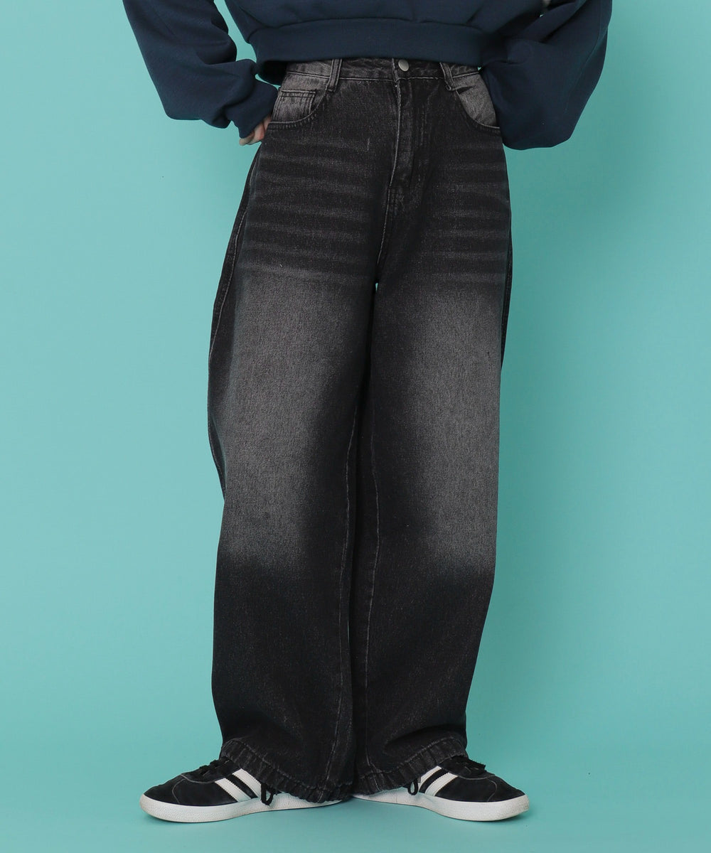 ブラック モデル：155cm M着用