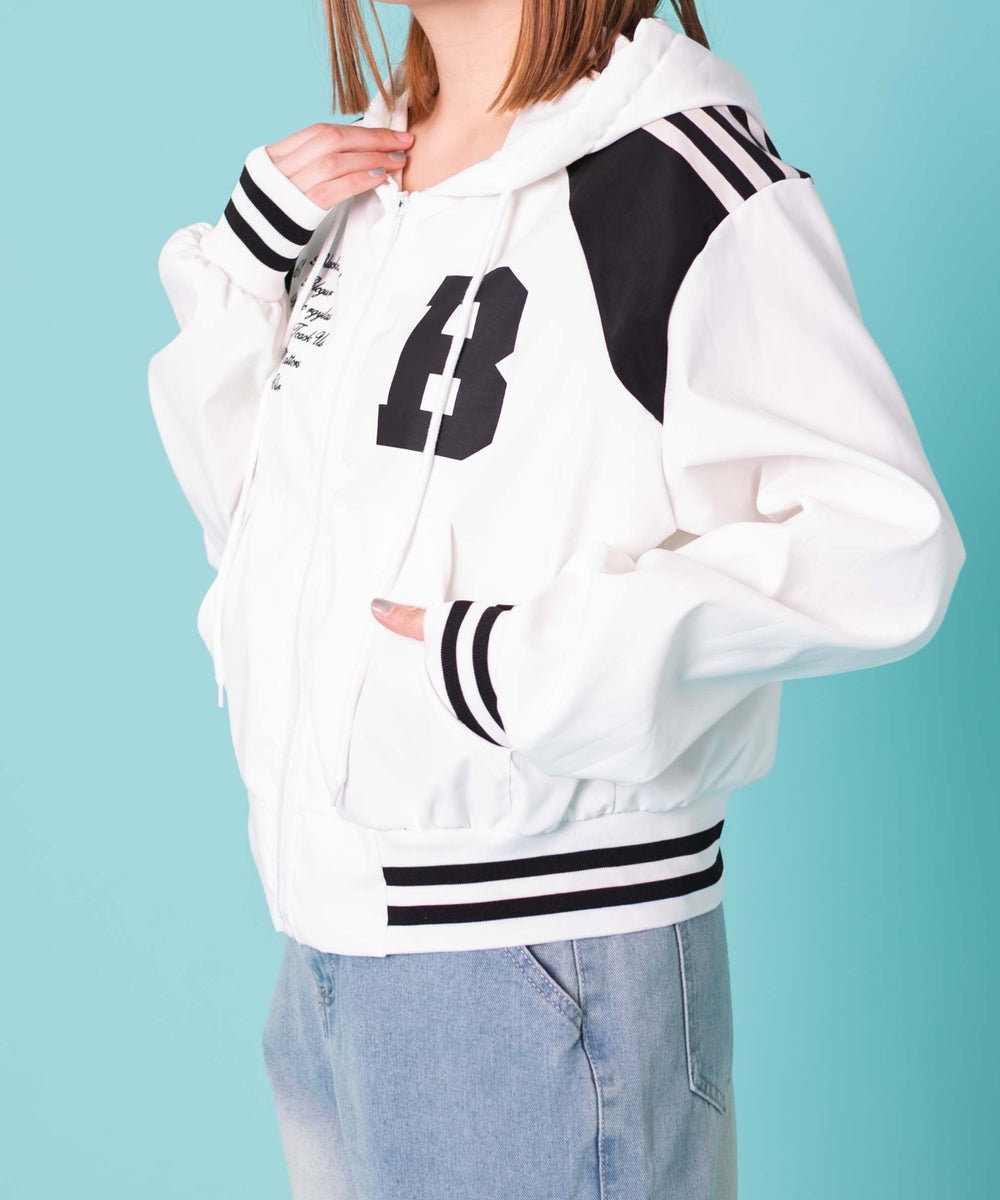 ホワイト　モデル:155cm F着用