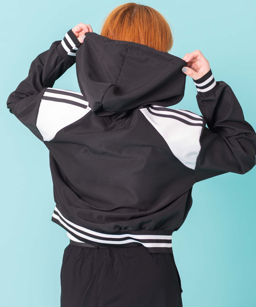 ブラック　モデル:155cm F着用