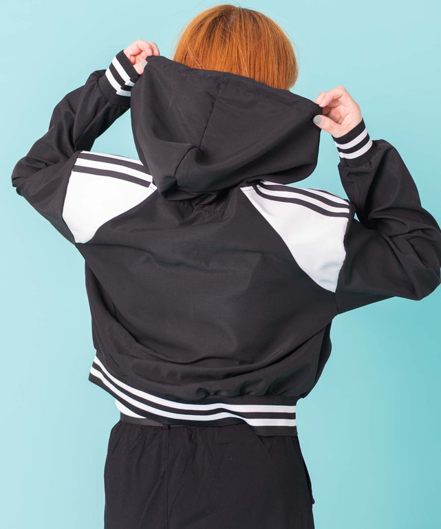 ブラック　モデル:155cm F着用