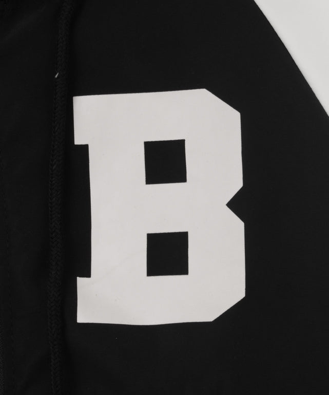 イニシャルロゴフードスタジャン