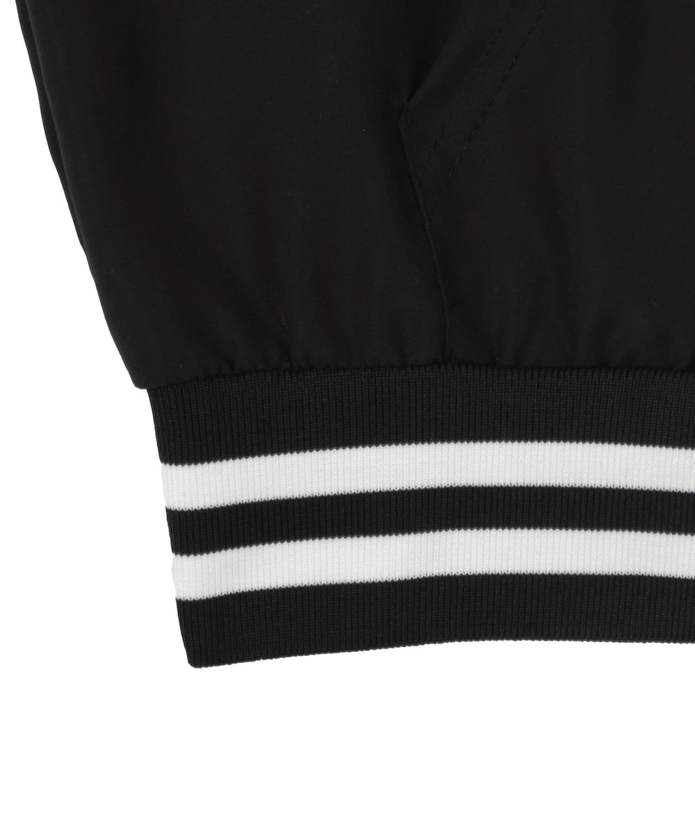 イニシャルロゴフードスタジャン