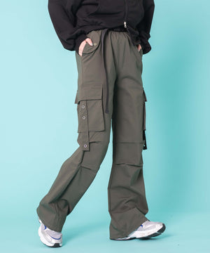 カーキ　モデル;155cm F着用