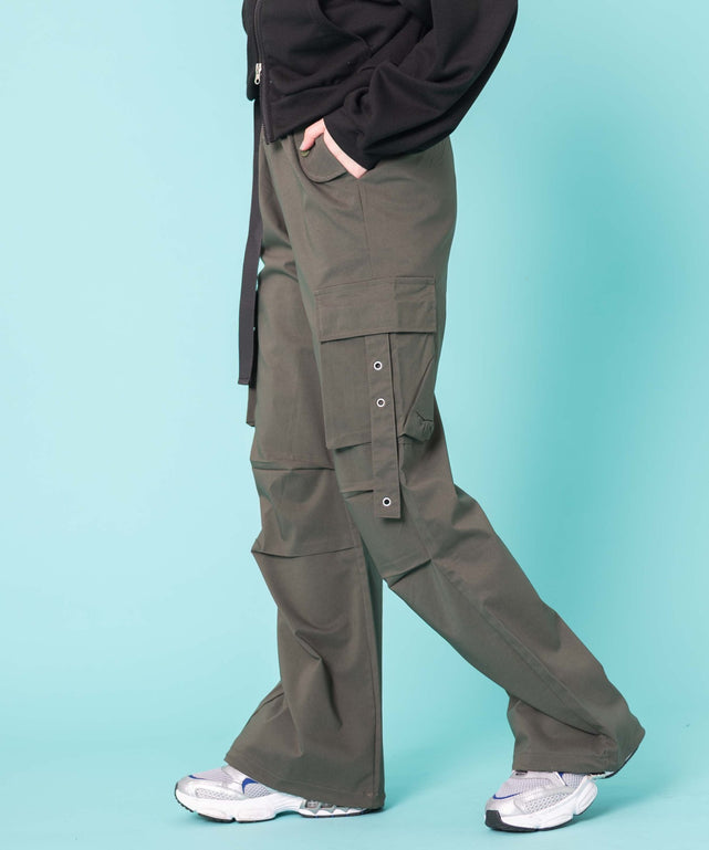 カーキ　モデル;155cm F着用