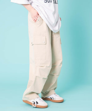 ホワイトアイボリー　モデル:155cm F着用