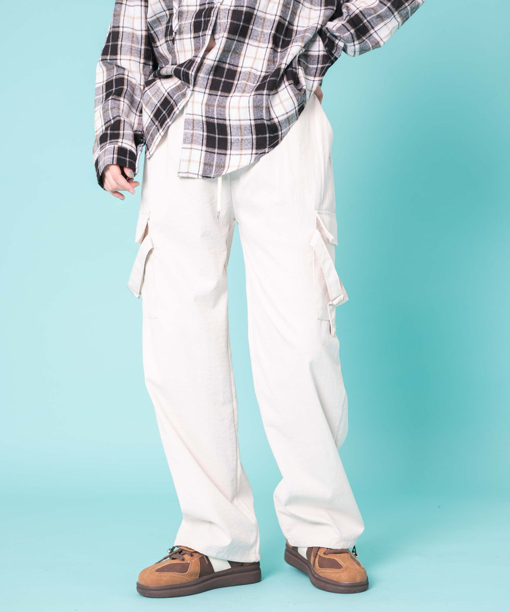 オフホワイト　モデル:155cm F着用