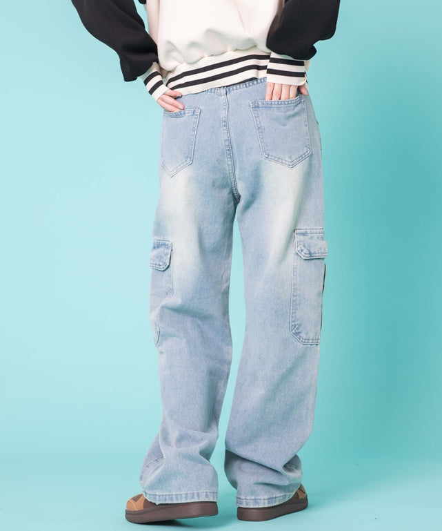 デニム淡　モデル:155cm M着用