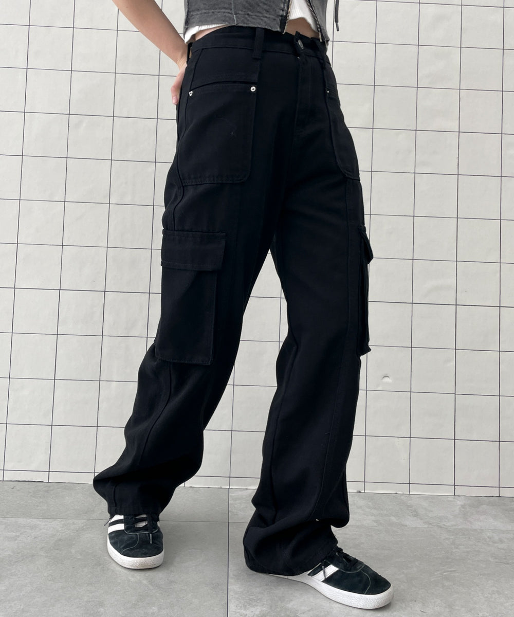 ブラック　モデル:155cm M着用