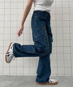 ブルー　モデル:155cm M着用