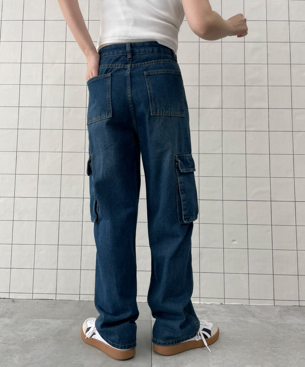 ブルー　モデル:155cm M着用