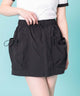 ドローコードナイロンミニスカパン/ブラック　モデル：155cm F着用