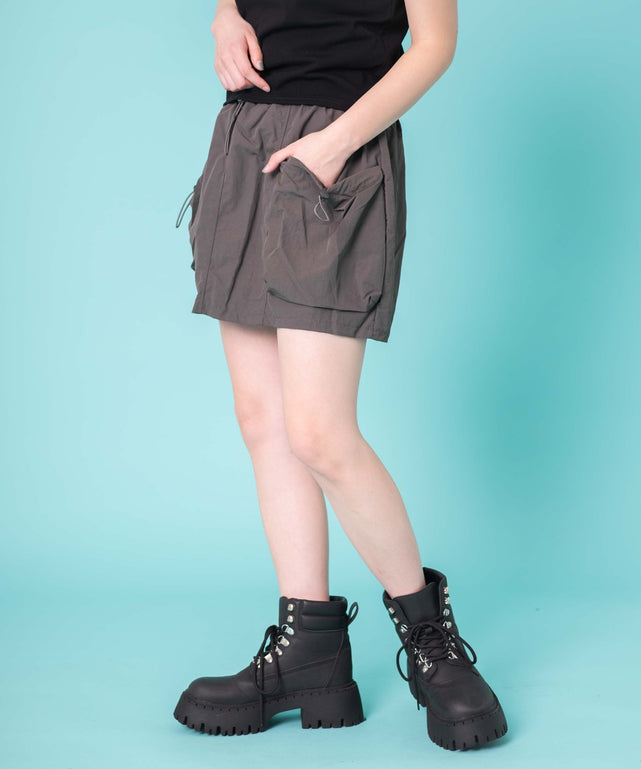 グレー　モデル：155cm F着用