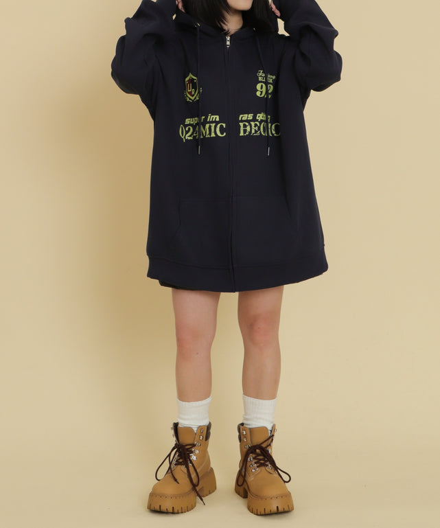 ネイビー モデル：147cm F着用