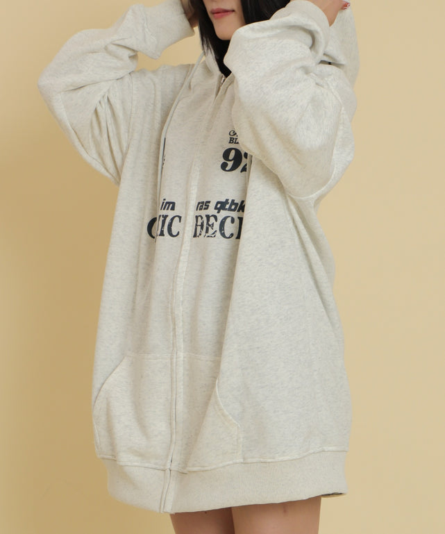 杢グレー モデル：147cm F着用