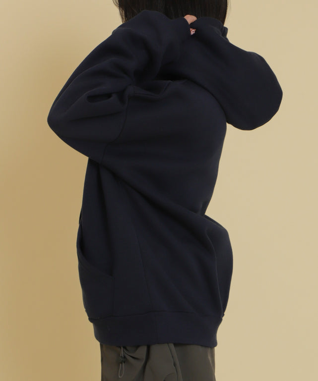 ネイビー モデル：147cm F着用