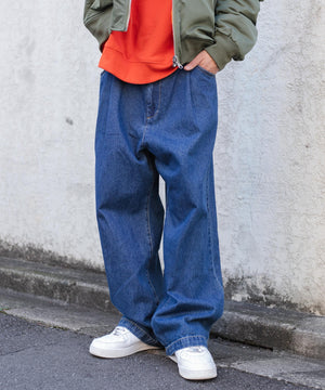 デニム中濃色 モデル：175cm L着用