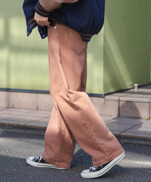 ブラウン モデル：175cm L着用