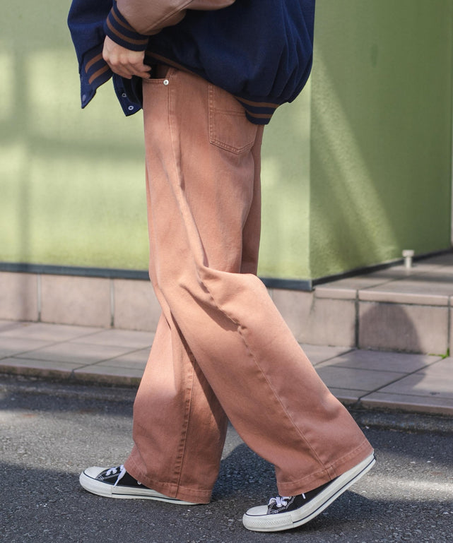 ブラウン モデル：175cm L着用