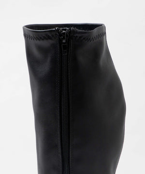 ストーム付きヒールロングブーツ