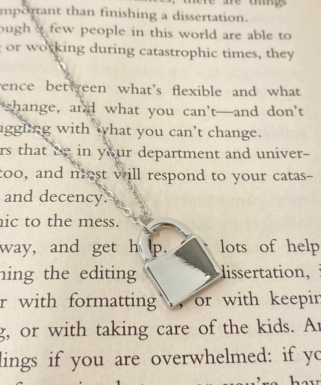 柄8(パドロック)