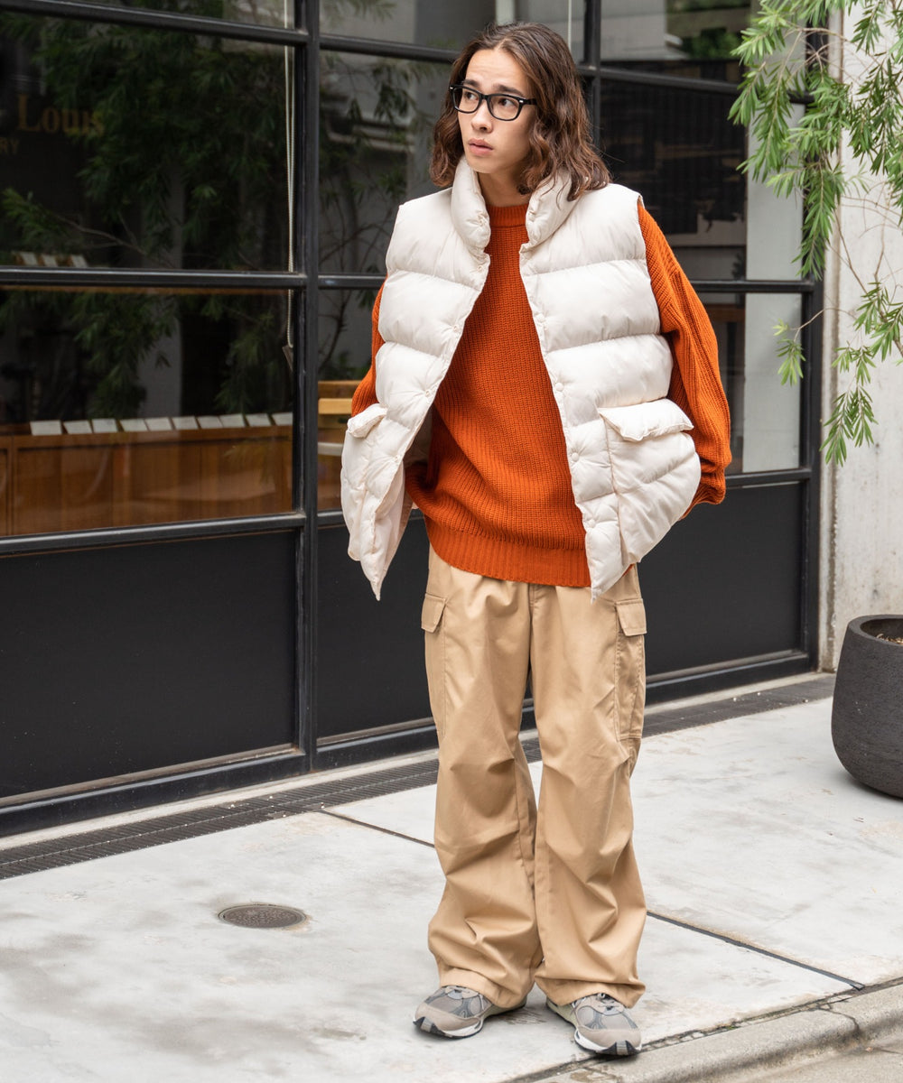 ホワイトその他 モデル：174㎝ L着用