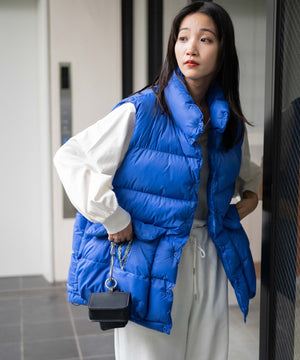 ブルー　 モデル：165㎝ M着用