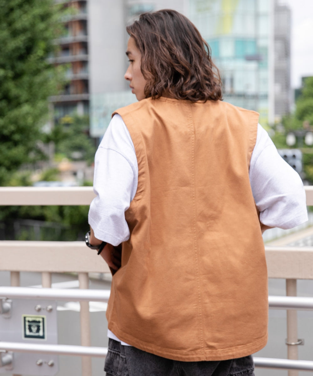 ブラウン モデル：174㎝ F着用