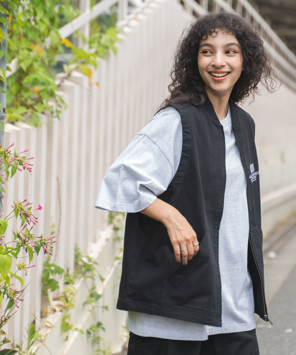 ブラック モデル：166cm L着用